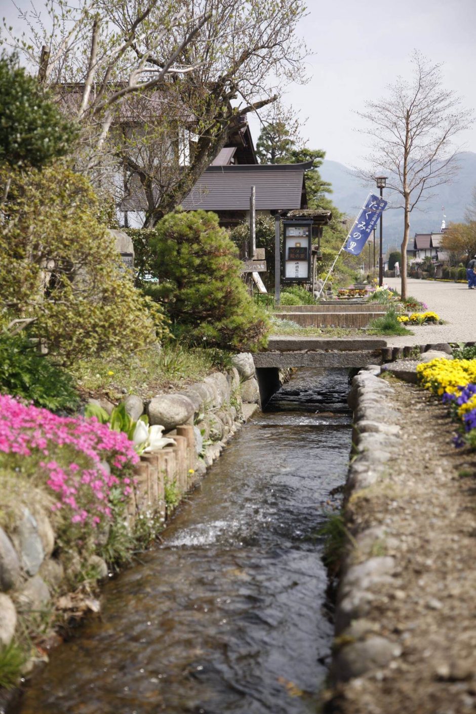 「旧須川宿・たくみの里」/里山十帖・春の寄り道スポット