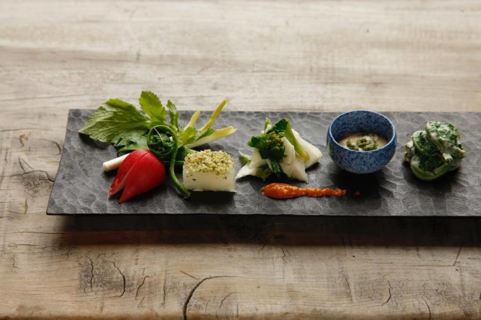 里山十帖の山菜料理・その①
