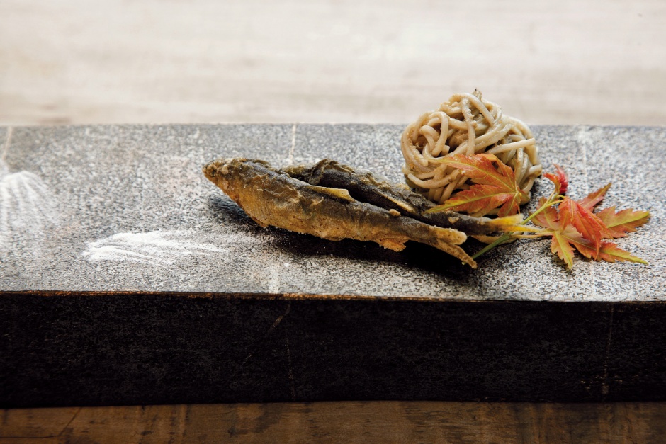 里山十帖「鮎のへぎそばパスタ」